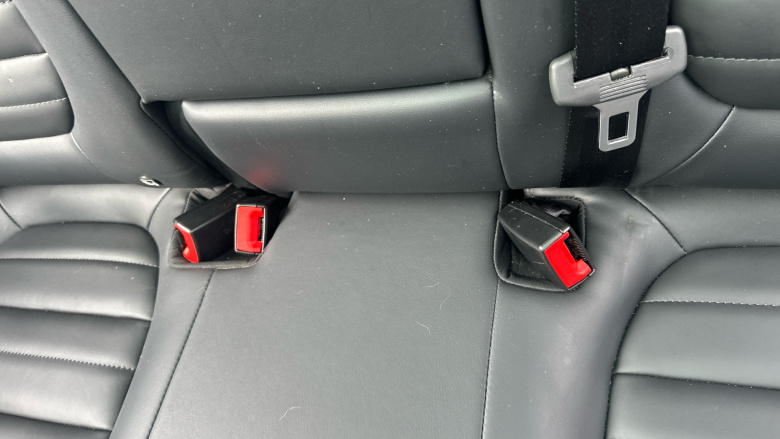 MG Hs 1.5 T-GDI Exclusive 5dr DCT Petrol Hatchback